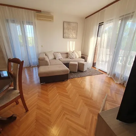 Amelie Apartment
