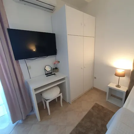 Amelie Apartment