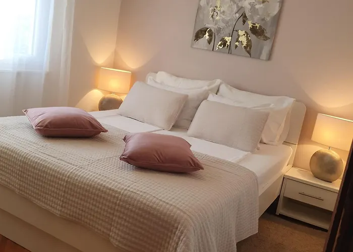 Апартаменты Amelie